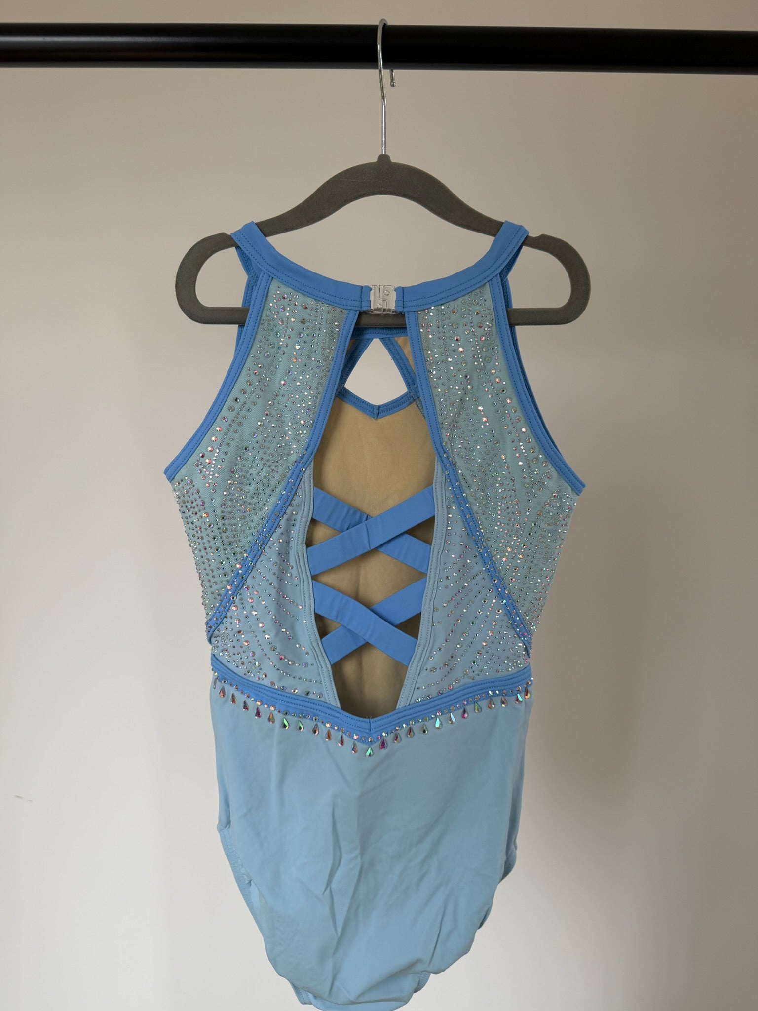 Noa - Limited Edition Colour - AXS